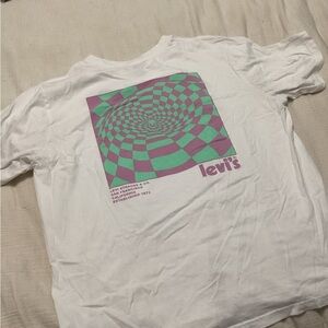 Levi’s Graphic T-shirt